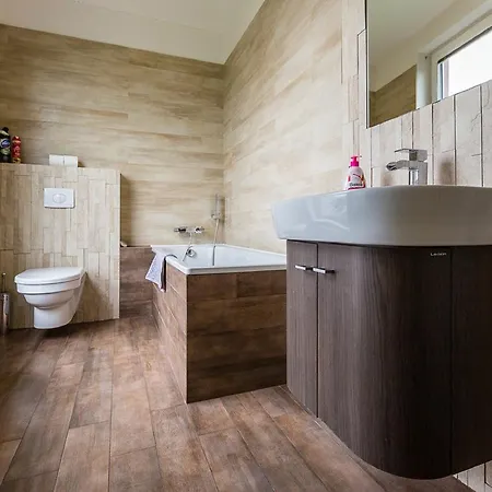 Jm Apartments Viktoria Nivy - Free Garage Parking * Bratislava